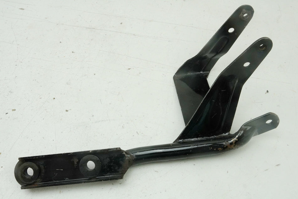 SUZUKI LS 650 NP41 SAVAGE Soporte II Escape Silenciador Subchasis