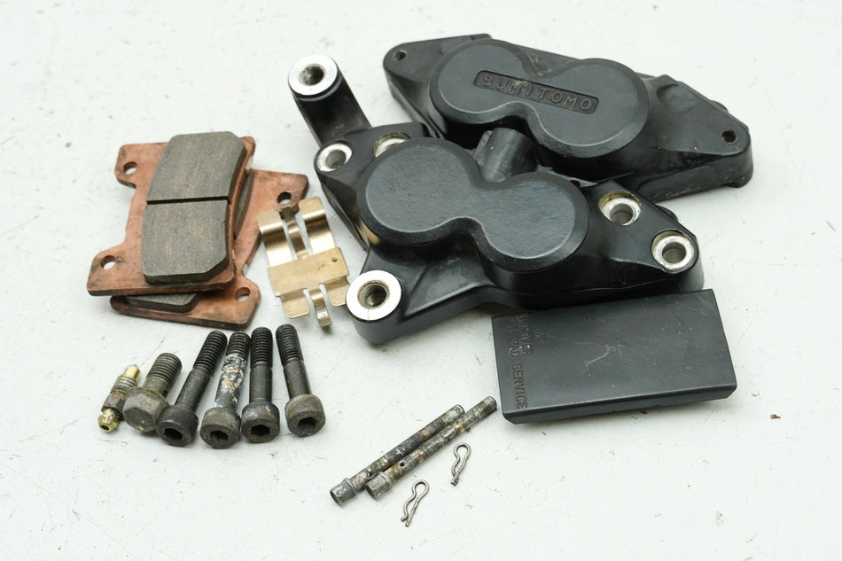 YAMAHA VMX-12 VMAX 1200 2WE Bremssattel rechts vorn Bremszange