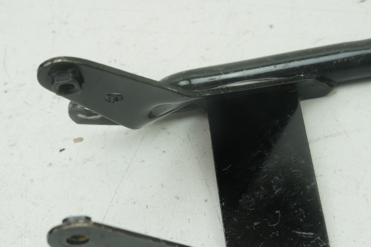 SUZUKI LS 650 NP41 SAVAGE Halterung IV Auspuff Träger Schalldämpfer Hilfsrahmen