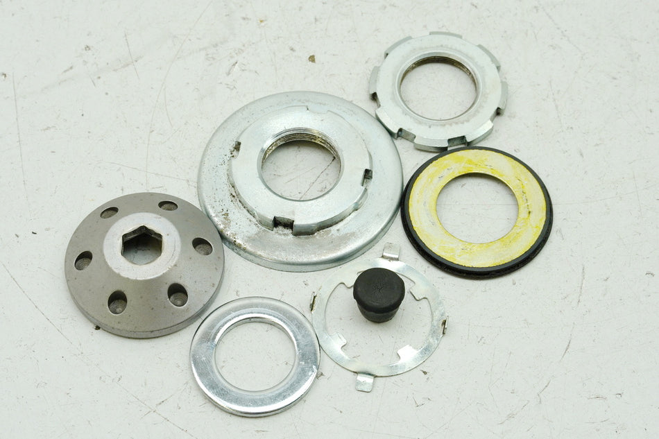 HONDA CBR 1100 XX SC35 Mutter Sicherung Lenkkopf Gabelbrücke Schraube