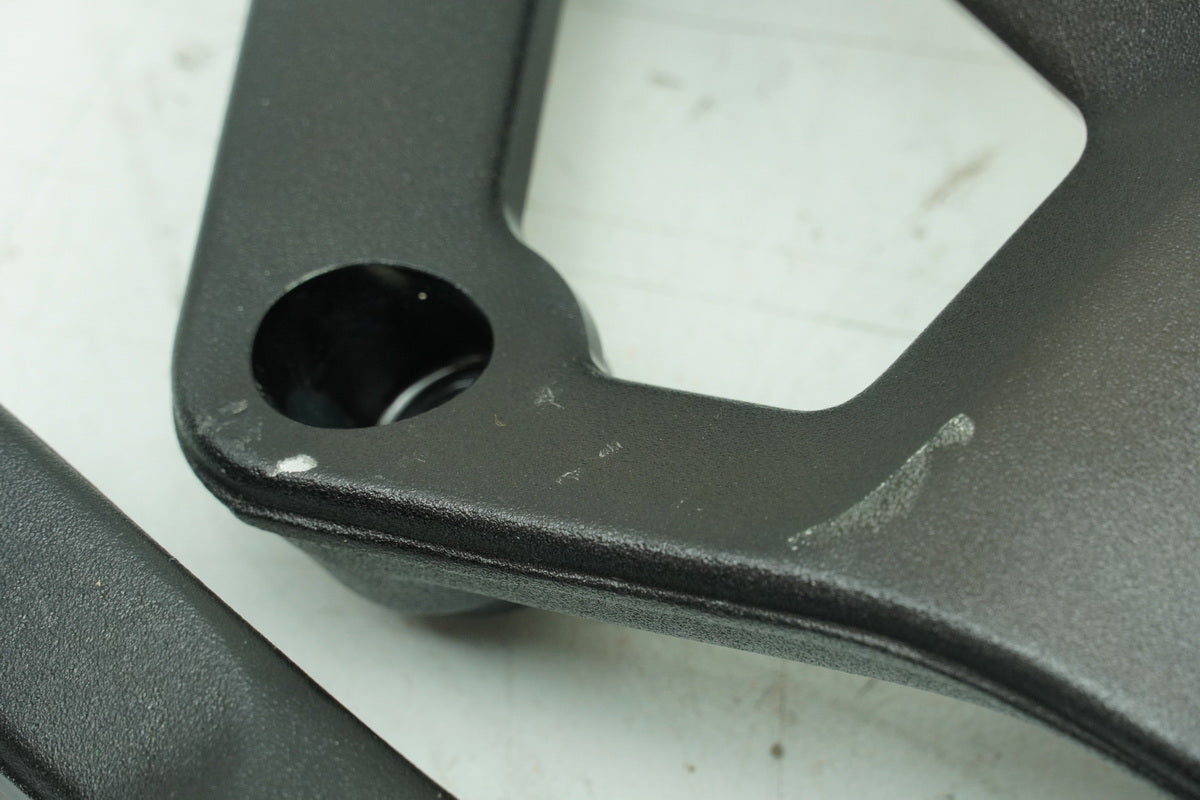 HUSQVARNA Vitpilen HQV 401 Halterung Motor Achse Bolzen Schrauben Motorhalter