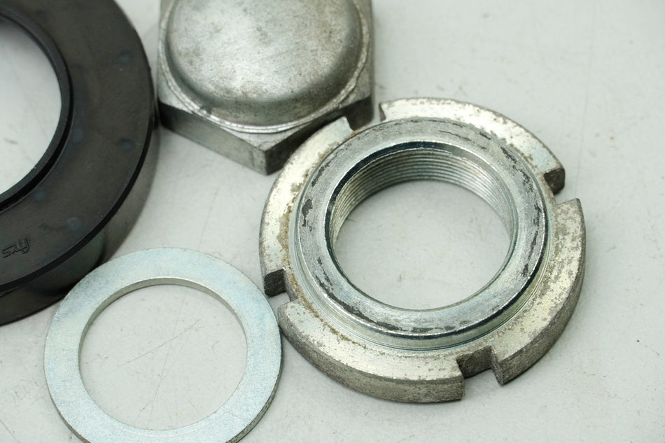 SUZUKI GSX 750 AE INAZUMA Tuerca de seguridad cabeza de dirección tornillo de cabeza de dirección horquilla