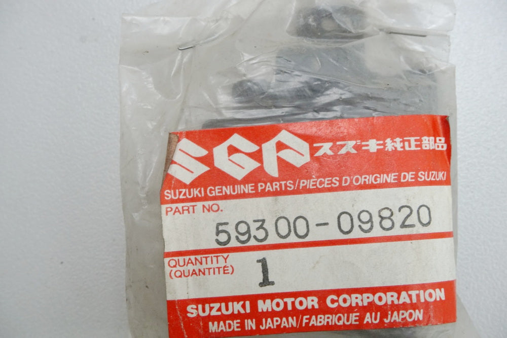 Suzuki AP50 NOS Bremsklötze Bremsbeläge 59300-09820 - NEU
