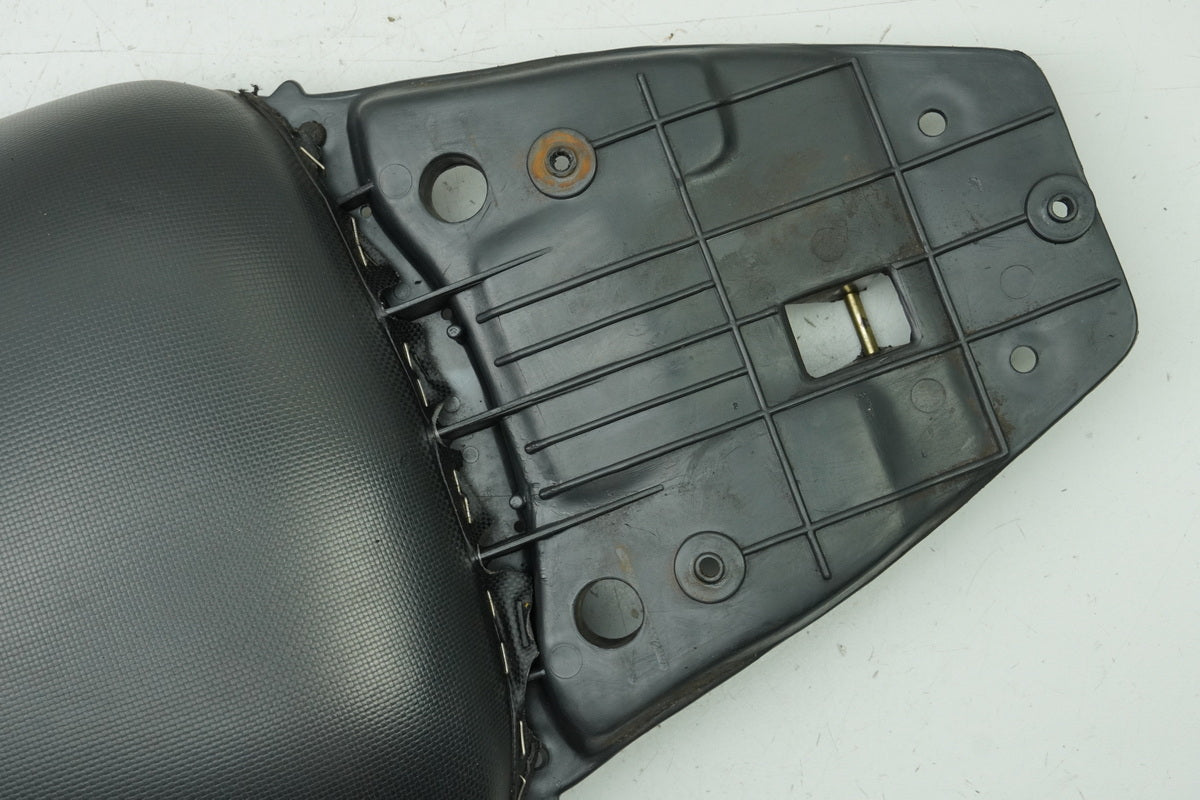 APRILIA SR 50 ZD4TEA Sitzbank Sitz Fahrersitz DIS.E 102284