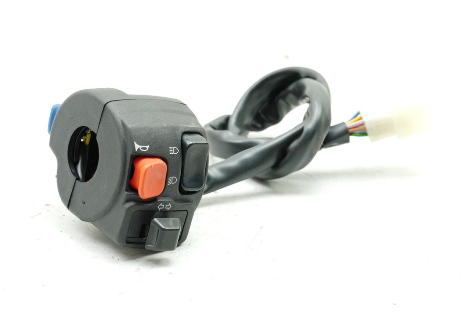 YAMAHA XT 125 X R Interruptor manillar izquierdo Interruptor luz 8931 km 3D6-H3976-00-00