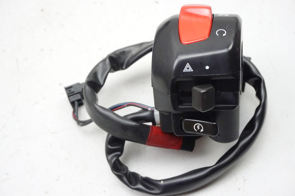 SUZUKI GSX-R 1000 WVBZ K3 K4 Interruptor de manillar derecho Interruptor de encendido/apagado de emergencia