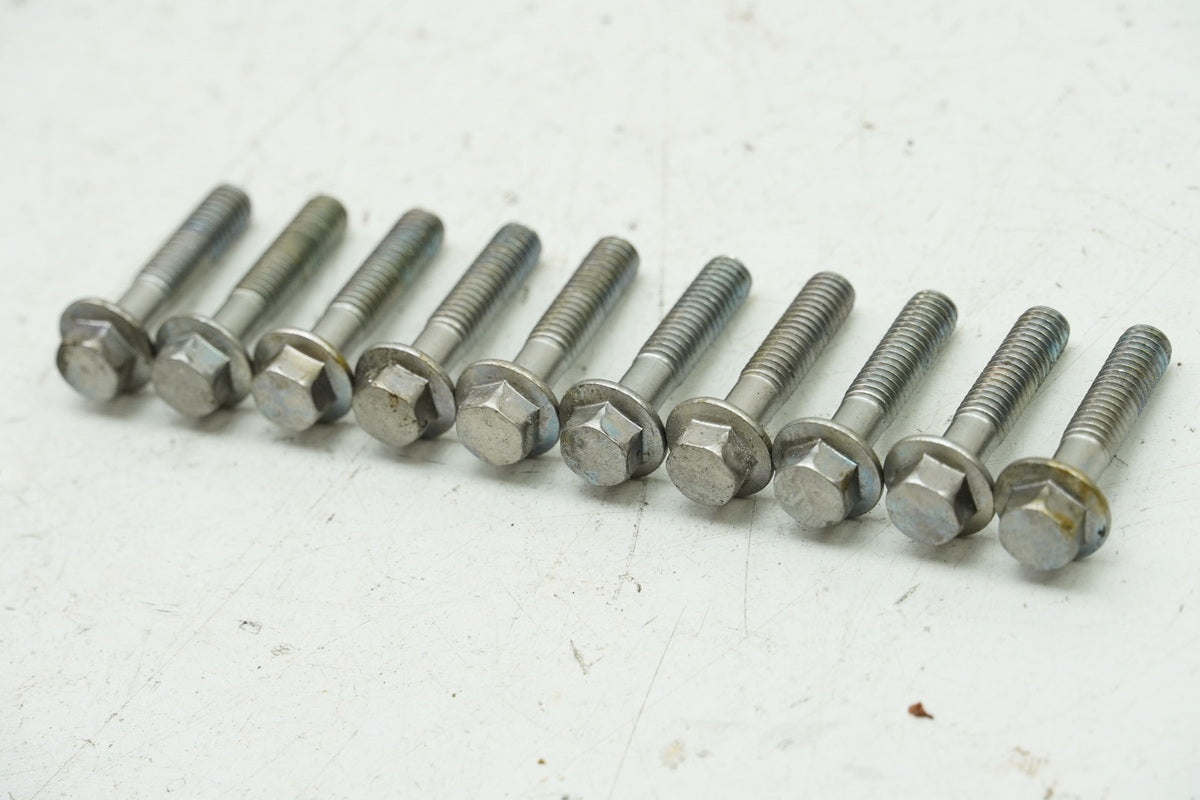 HONDA CBF 600 S ABS PC38 Tapa de embrague Tapa de motor Tornillos de la tapa del motor