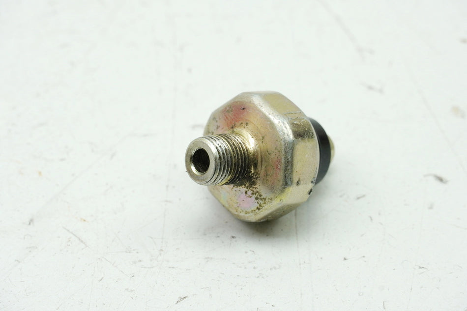 KAWASAKI ZZR 1100 D ZXT10D Interruptor de presión de aceite (para motor)