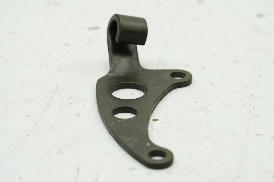HONDA CBF 600 S ABS PC38 Halterung Kupplungszug Halter am Kupplungsdeckel