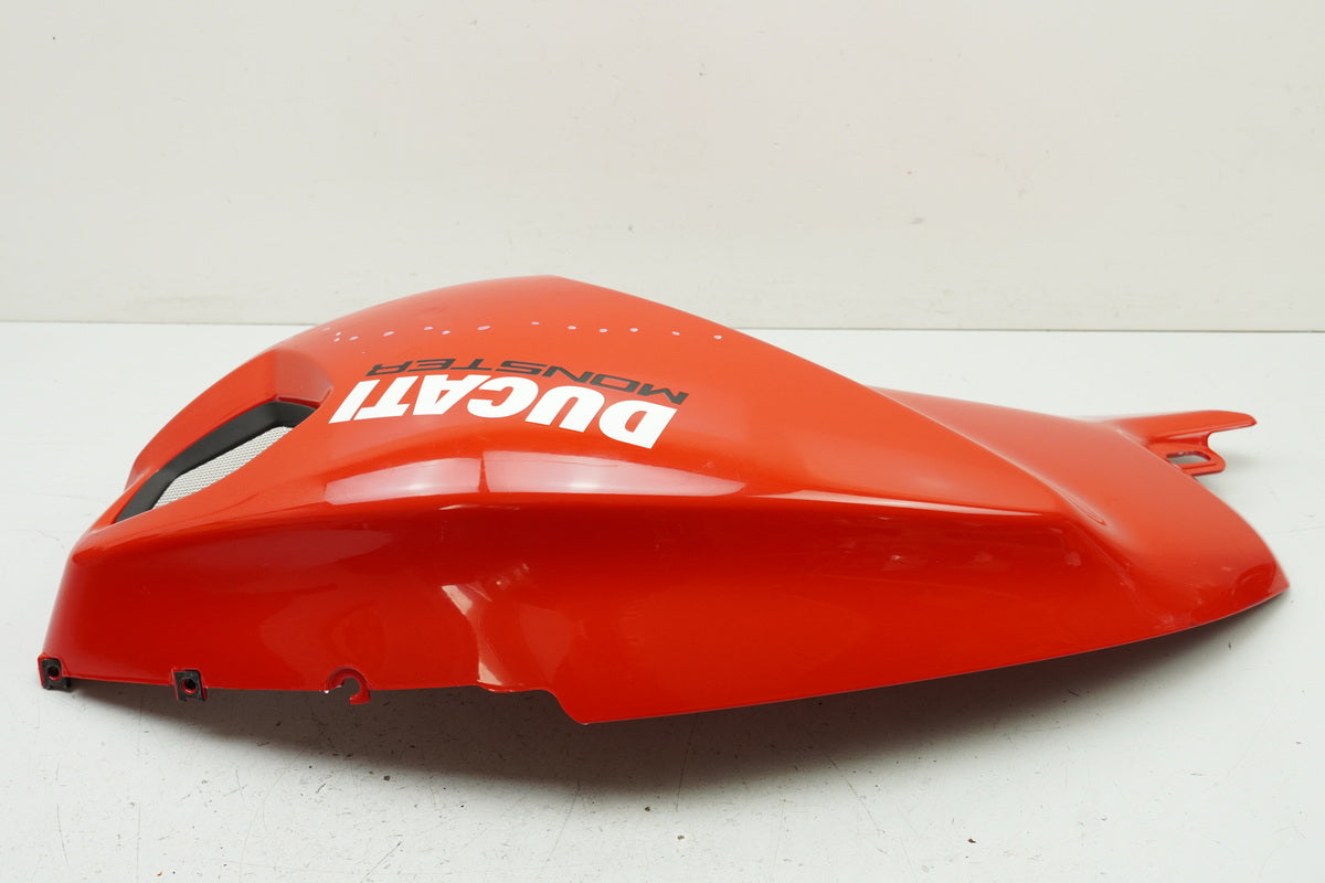 DUCATI MONSTER 696 ABS M5 Tankverkleidung rechts Abdeckung Tank Cover NUR 1626km