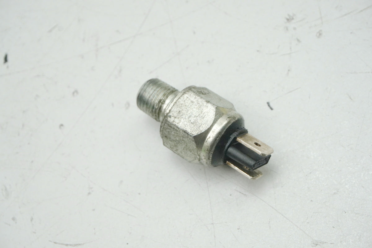 Interruptor de luz de freno trasera HARLEY DAVIDSON FLHR FL1 1584 Road King