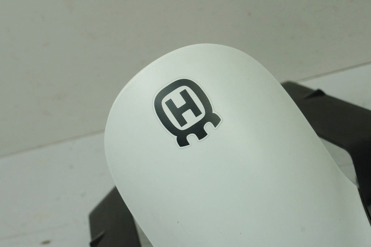 HUSQVARNA Vitpilen HQV 401 Guardabarros delantero Soporte de cubierta
