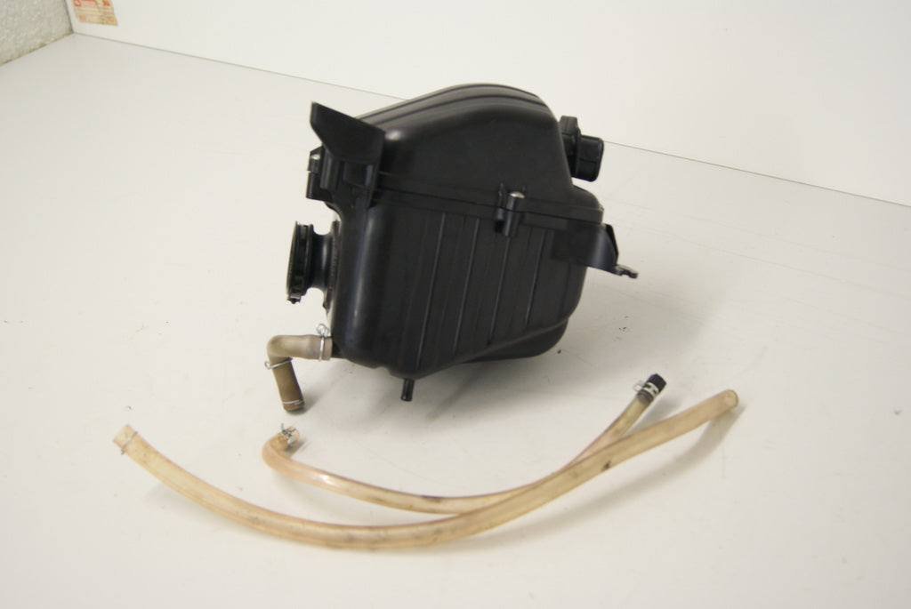 HONDA CBR 125 R JC39 AIRBOX AIR FILTER HOUSING
