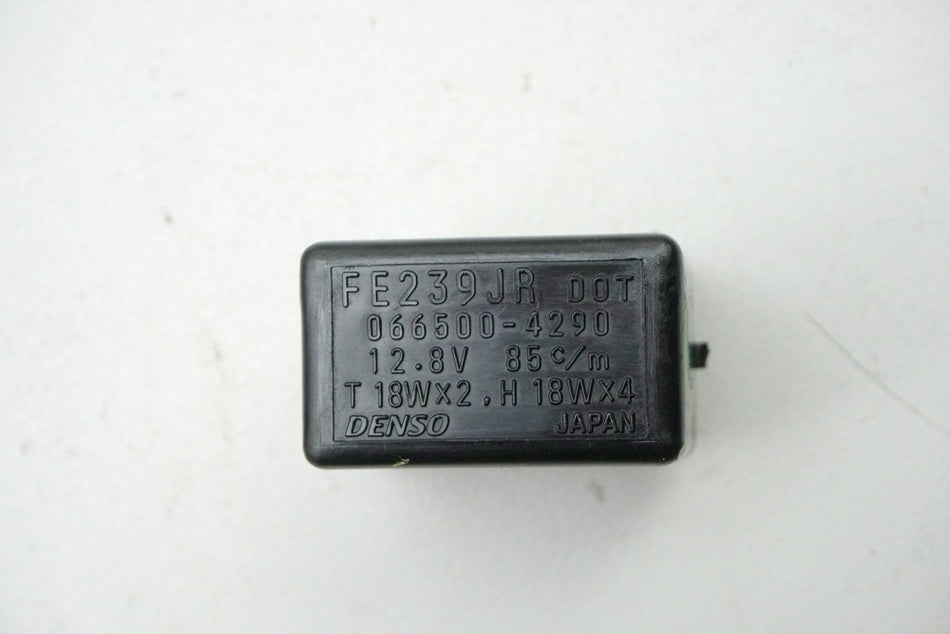 SUZUKI GSX-R 1000 WVBZ K3 K4 Relé intermitente 03-04