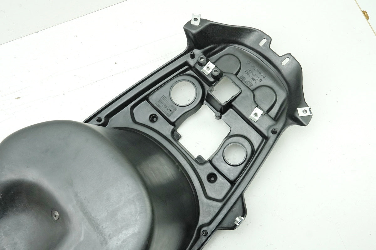 APRILIA SR 50 ZD4TEA Compartimento portaobjetos del casco, guantera, compartimento para el casco, cubierta de protección