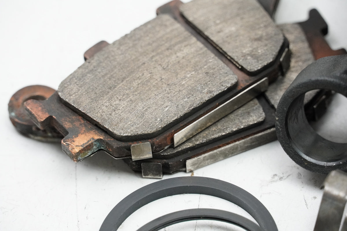 HONDA CBF 1000 FA SC64 Bremssattel hinten Brake Caliper