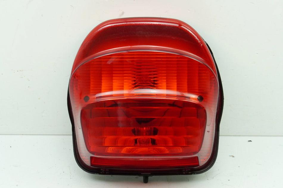 HONDA CBR 1100 XX SC35 Piloto trasero Luz trasera 33710-MAT-E01