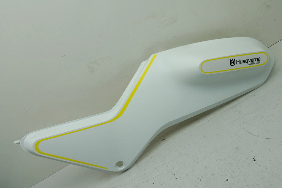 HUSQVARNA Vitpilen HQV 401 Seitenverkleidung rechts Spoiler Tank Abdeckung Cover
