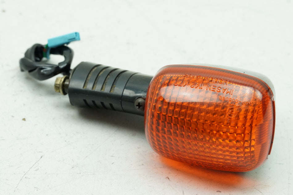 HONDA CBR 1100 XX SC35 Intermitente trasero derecho original Turn Signal 33600-MAT-E01