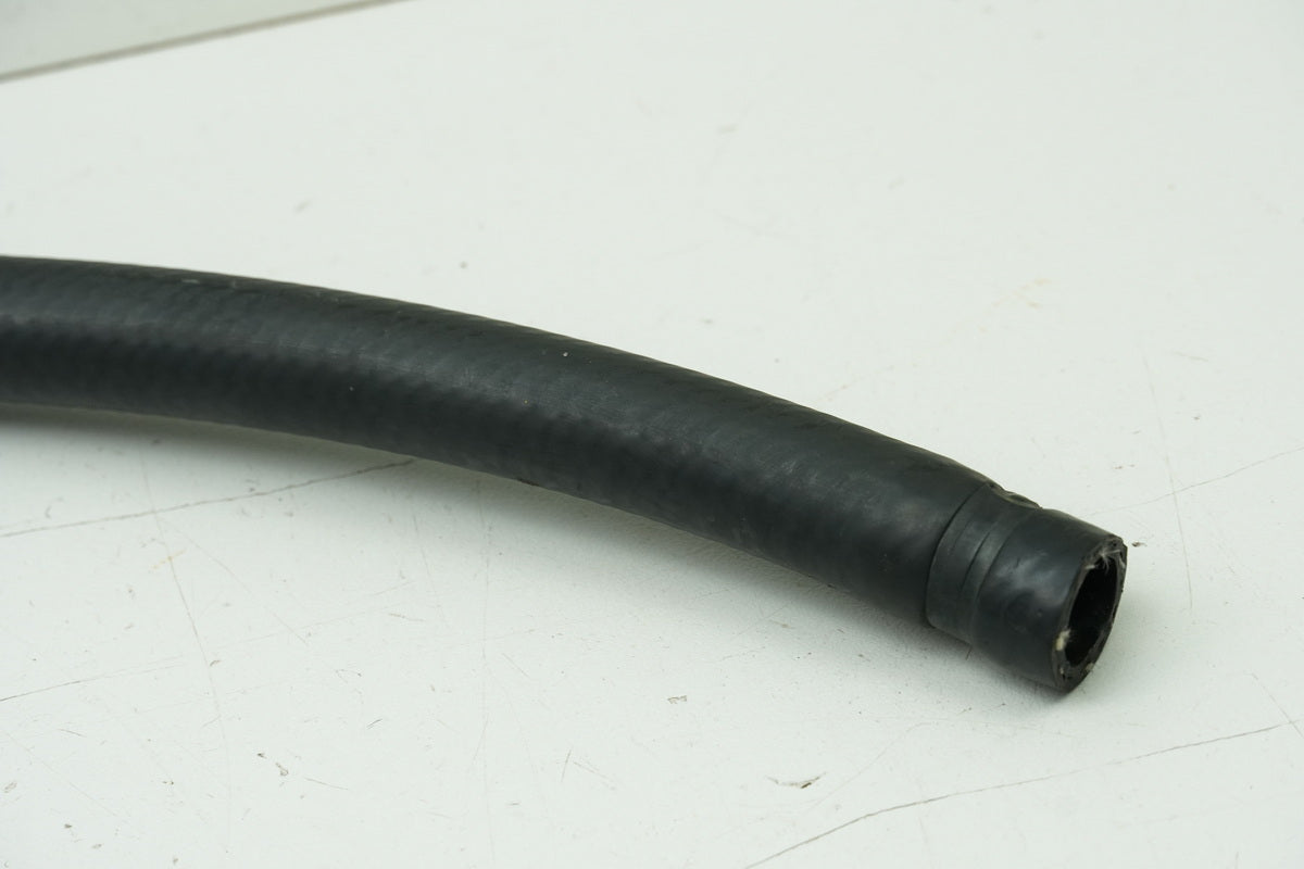 APRILIA SR 50 ZD4TEA Kühlerschlauch Kühler rechts oben --> Thermostat 15393 km