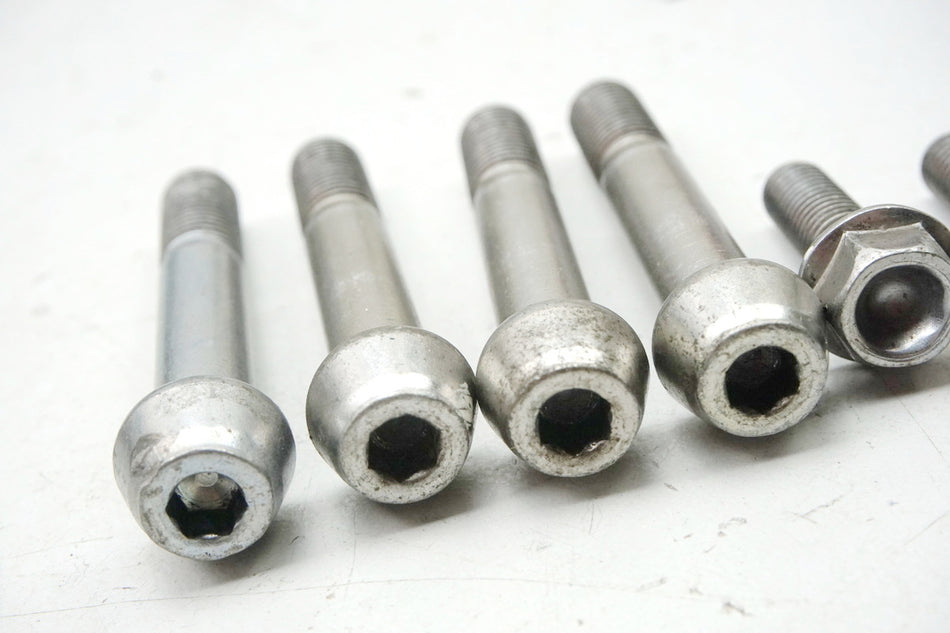 SUZUKI GSX-R 1000 WVBZ K3 K4 Tornillos para pinza de freno delantera y trasera