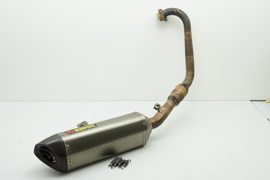 YAMAHA MT 125 A RE11 RE29 Akrapovic Sistema de escape Silenciador Escape