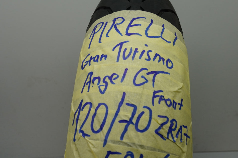Neumático delantero Pirelli Gran Turismo Angel GT 120/70 ZR17 58W