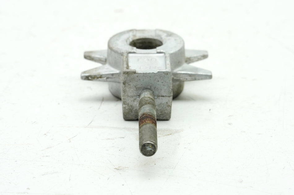 YAMAHA XJ 600 S 4BRA DIVERSION Tensor de cadena (para basculante)