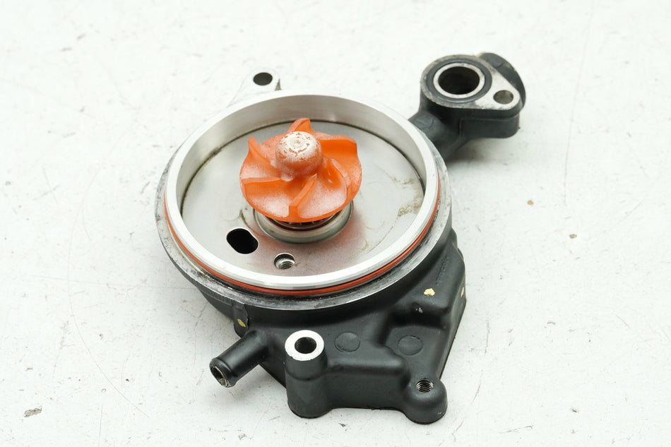 YAMAHA MT 125 A RE11 (RE29) Wasserpumpe (für Motor Kühlsystem)