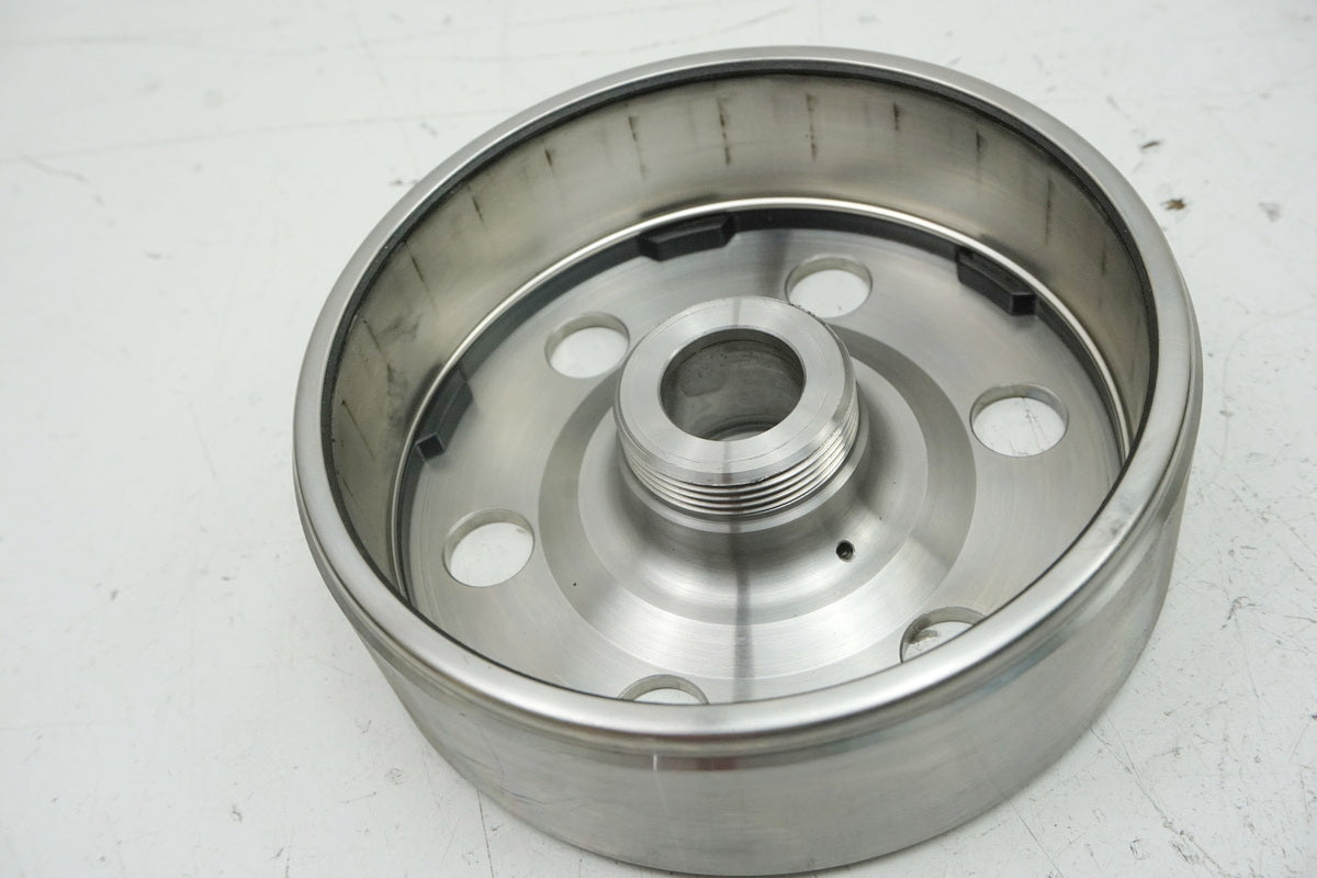 MV AGUSTA BRUTALE 800 DRAGSTER RR B322BB Lima Rotor Polrad Lichtmaschine