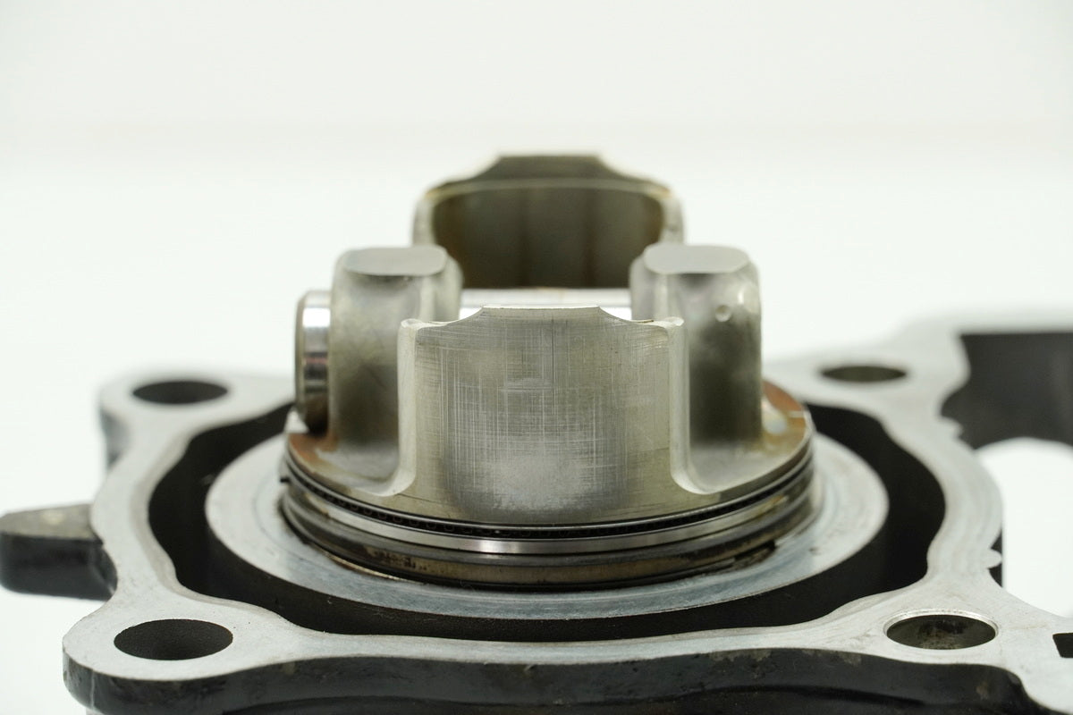 YAMAHA MT 125 A RE11 (RE29) Cylinder & Piston (for engine)