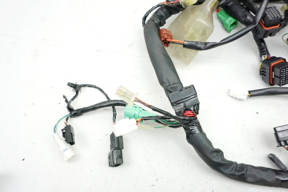 SUZUKI GSX-R 1000 WVBZ K3 K4 Mazo de cables principal - 36610-18G10