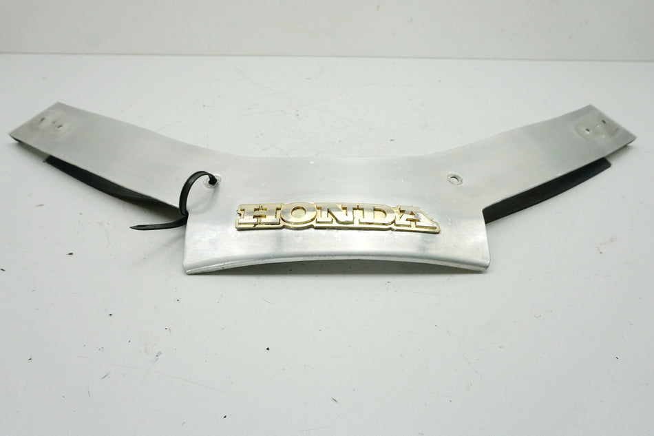 HONDA GL 500 PC02 SILVER WING Cubierta Embellecedor Parabrisas Embellecedor Soporte Emblema
