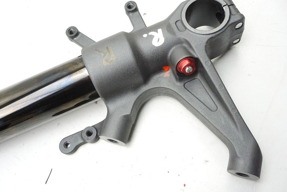 SUZUKI GSXR 1000 WVBZ K3 K4 Tubo vertical derecho, tubo deslizante de horquilla, pie de horquilla, brazo de horquilla
