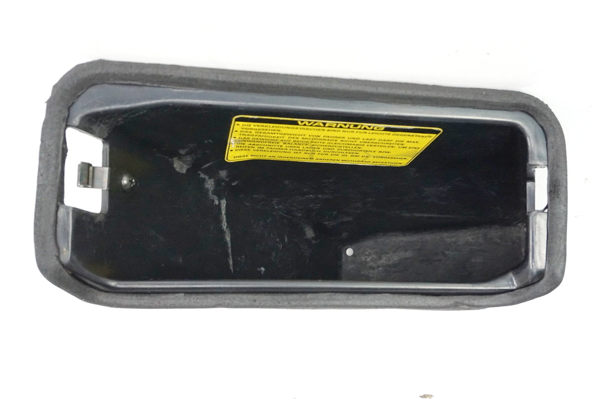 HONDA GL 500 PC02 SILVER WING Guantera derecha Caja de almacenamiento Compartimento de almacenamiento Caja