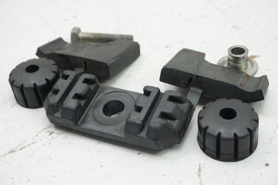 HONDA GL 500 PC02 SILVER WING Tank Rubbers Holder Support Tank Rubbers