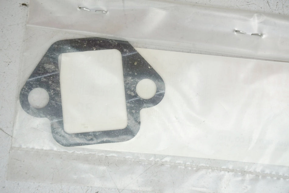 Yamaha Gasket Tensioner Chain Original 3YX-12213-00 FZR250R XJ900 - NEW