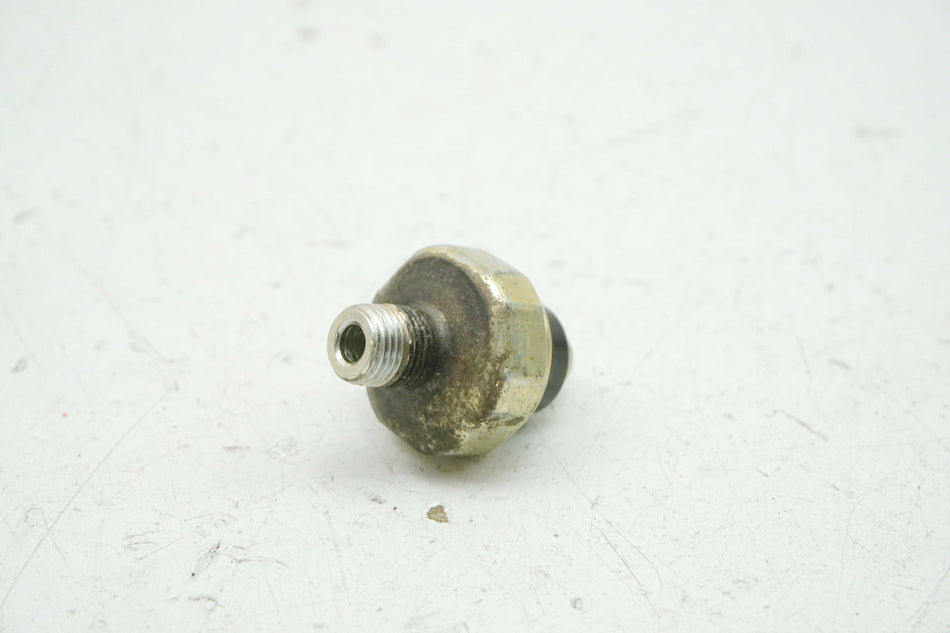 KAWASAKI ZX-9R ZX900B Oil Pressure Switch