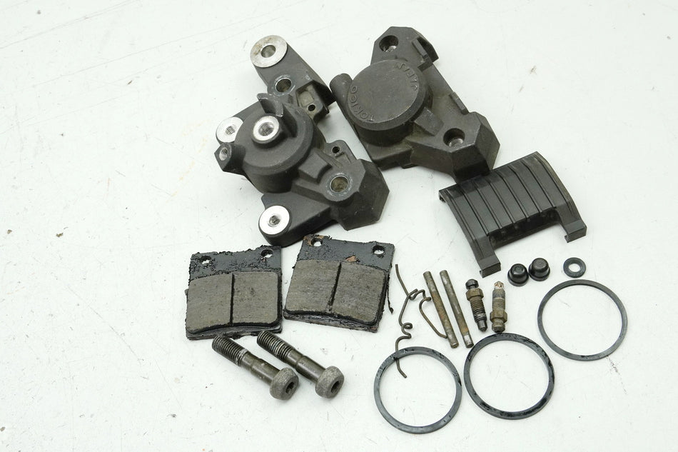 SUZUKI GSX 750 AE INAZUMA Pinza de freno trasera Tokico