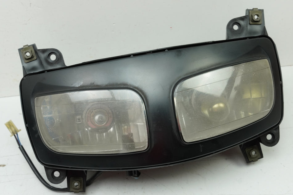 YAMAHA FZS 600 RJ02 FAZER Faro delantero