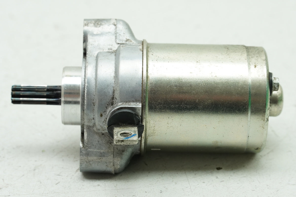 YAMAHA MT 125 A RE11 (RE29) Starter original (for engine cylinder head)
