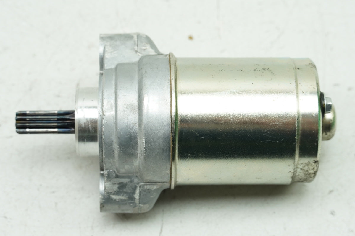 YAMAHA MT 125 A RE11 (RE29) Starter original (for engine cylinder head)