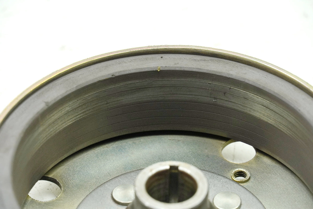 APRILIA SR 50 ZD4TEA Lima Rotor Polrad Lichtmaschine 15393 km