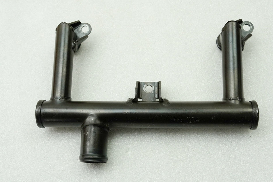 KAWASAKI Z 750 ZR750J Wasserrohr Verteiler Rohr für Motor Zylinderkopf 04-06
