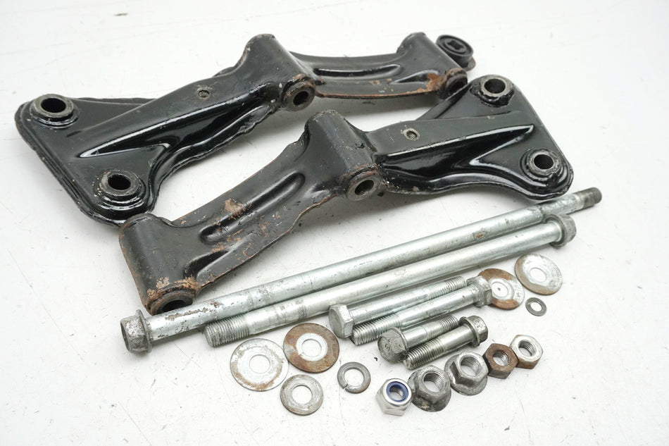 HONDA GL 500 PC02 SILVER WING Engine Mount Bracket Engine Axle Screws Bolts