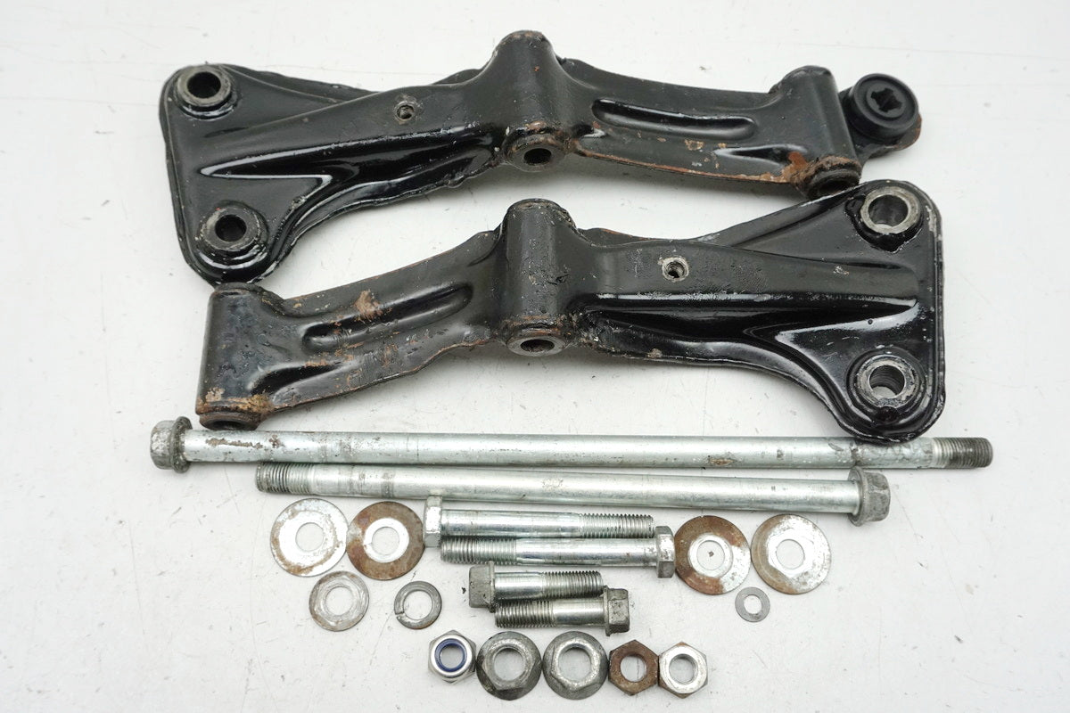 HONDA GL 500 PC02 SILVER WING Motorhalter Halterung Motor Achse Schrauben Bolzen