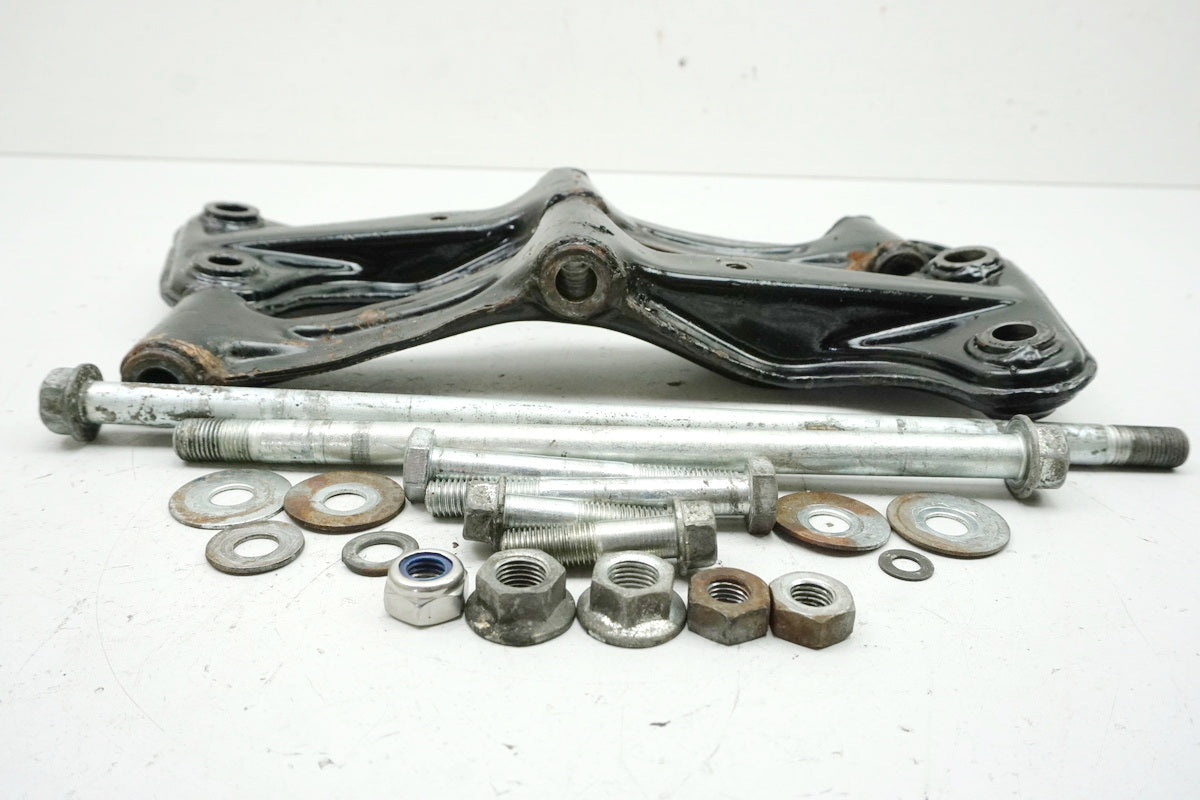 HONDA GL 500 PC02 SILVER WING Motorhalter Halterung Motor Achse Schrauben Bolzen