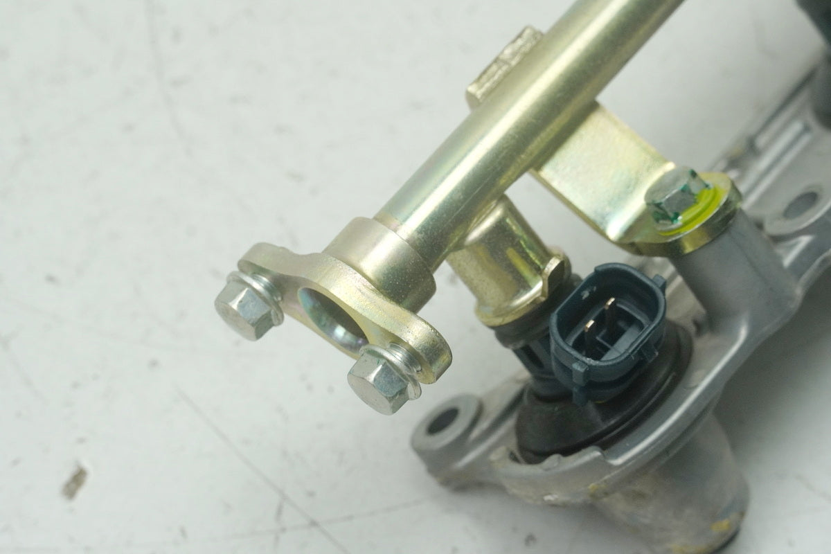 HONDA CBR 600 RR PC37 Injector Nozzles Injector Rail Airbox Injector Nozzle 03-04