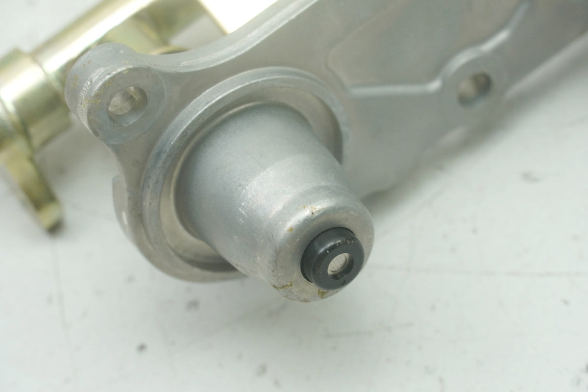 HONDA CBR 600 RR PC37 Injector Nozzles Injector Rail Airbox Injector Nozzle 03-04