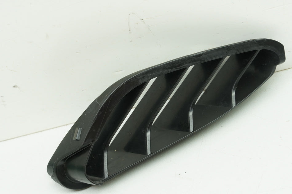 SUZUKI GSX-R 750 WVCW K8 K9 L0 600 Cubierta conducto de aire izq. Rejilla conducto de aire